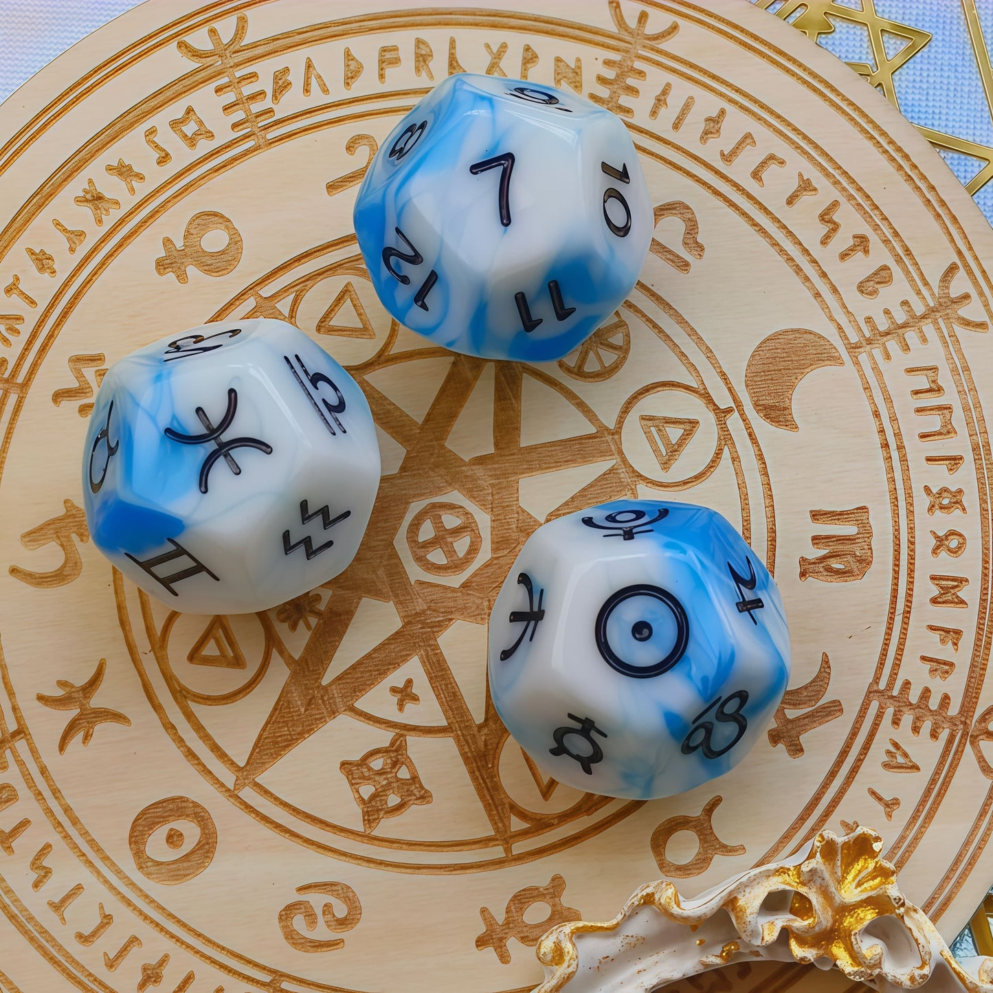 Acrylic Dice ‌D12-Sided Multi-Color Star Constellation Polyhedral DnD D&D Dice Set