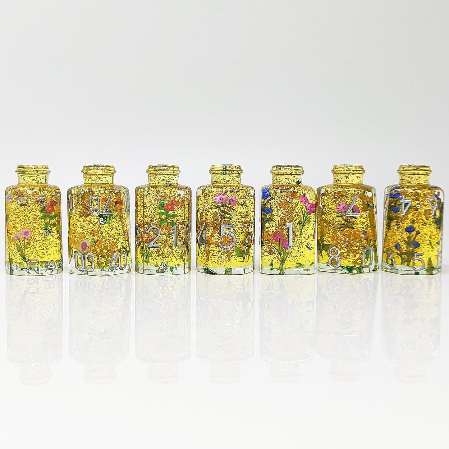 Resin Dice ‌Irregular Potion Bottle DnD D&D Dice Set