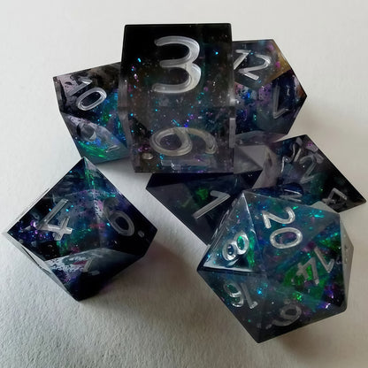Resin Dice ‌Sharp Edge Rainbow Foil DnD D&D Dice Set