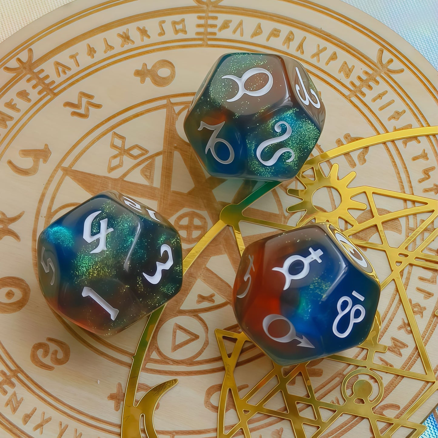 Acrylic Dice ‌D12-Sided Multi-Color Star Constellation Polyhedral DnD D&D Dice Set